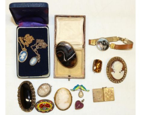 Two Wedgwood jasperware cameo pendants, yellow metal brooch inset with citrine, W2cm, mid C20th century brooches including th