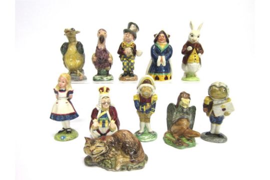 alice in wonderland figure set