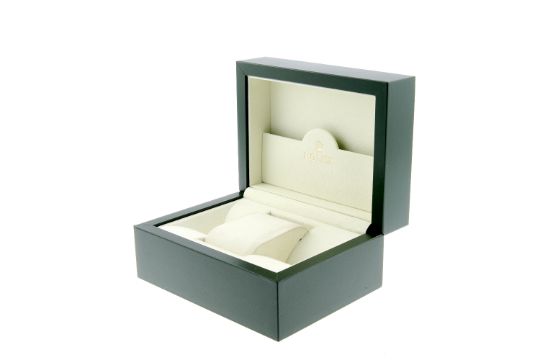 ROLEX - a complete watch box. Sold as seen.Fellows do not guarantee the ...