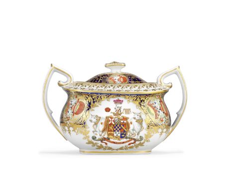 The Chamberlain Worcester sucrier and cover from the Abergavenny tea and coffee service, circa 1813-14Of 'Baden' shape, the r