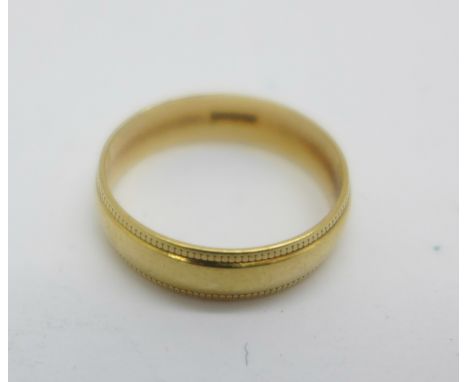 A 9ct gold wedding ring, 1.4g, I