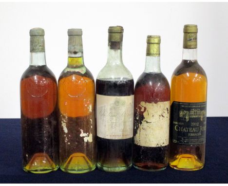 2 bts La Flora Blanche Vintage Unknown, bs, foils oxidised, missing labels 1 bt believed Ch. Saint Amand Vintage Unknown ls, 