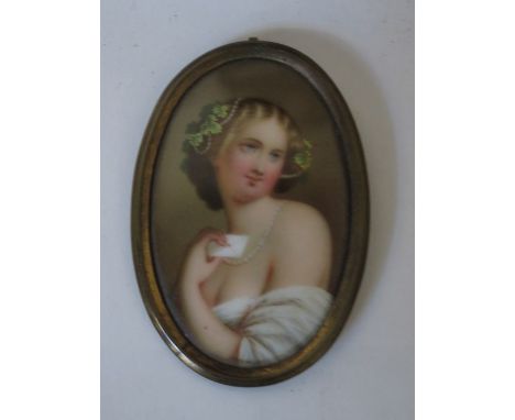 CONTINENTAL MINIATURE OVAL PORTRAIT ON CONVEX CERAMIC PANEL.