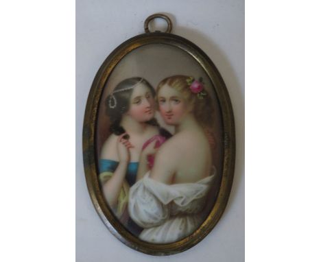 CONTINENTAL MINIATURE OVAL PORTRAIT ON A CONVEX CERAMIC PANEL.
