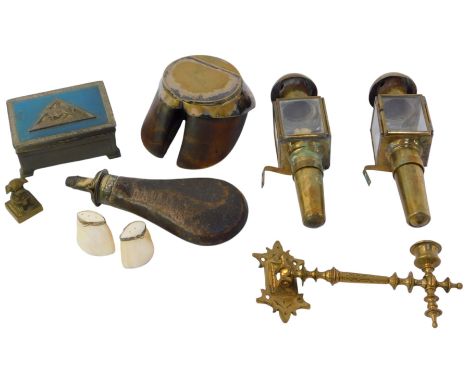 A group of collectables, to include a horse hoof inkwell with a plated mount, a brown leather shot flask, two brass carriage 