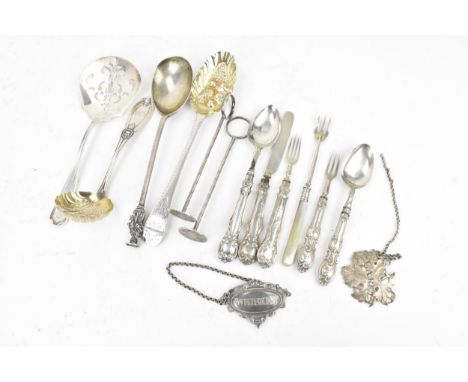 A small collection of silver, to include a Victorian silver three-piece christening set with knife/fork/spoon, an American st