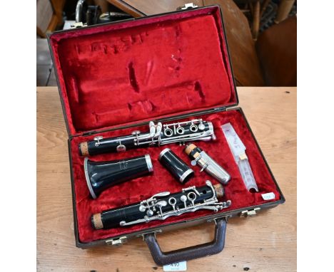 A Buffet Crampon 'Evette' clarinet in fitted case 