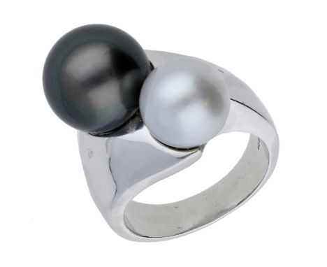 An 18ct white gold and cultured pearl dress ring by Alison Bradley, 2017, of crossover design, set with a graduating pair of 