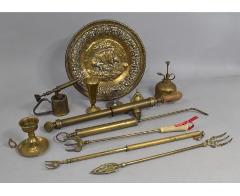 A Collection of Various Metalwares to comprise Vintage Sprayers, Motor Burners Etc 