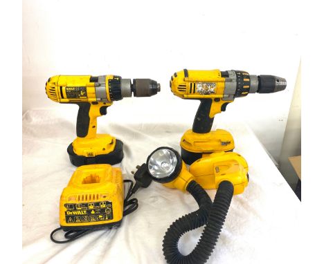 Selection of Dewalt drills, working order, 2 drills 1 charger 1 bendy lamp 