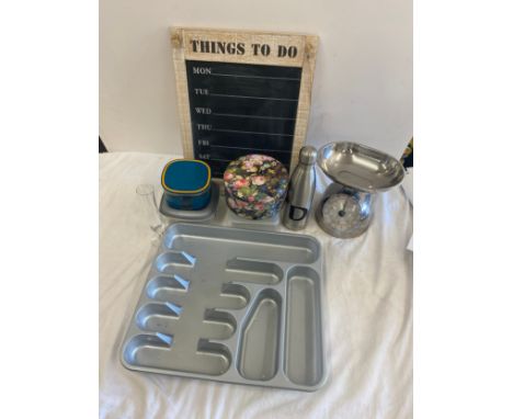 Selection of kitchenalia includes scales 