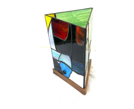 Decorative glass lamp, working order, approximate height: 11 inches 