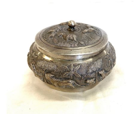 Indian silver lidded trinket pot weight approx 104.7g 