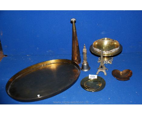 A brass oval Tray, copper and brass ornaments and a copper and brass amplifier.