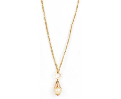 An 18ct yellow gold foxtail chain necklace, together with a pearl drop pendant in an 18ct gold mount, 8mm, the chain having a