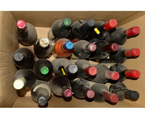 A COLLECTION OF TWENTY TWO BOTTLES OF RED AND WHITE WINE (12 & 10) from Europe and the New World comprising of St Emilion, La