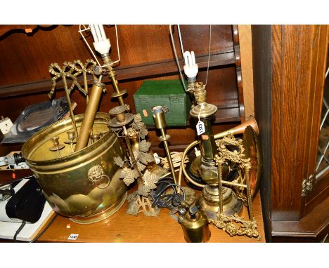 A QUANTITY OF BRASS MISCELLANEOUS to include four table lamps, planter, a pair of wall mounted candleholders, etc