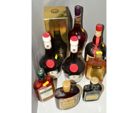 A COLLECTION OF COGNAC AND LIQUEURS to include 1 x Camus Celebration La Grand Marque, 1 x Courvoisier VSOP and 4 x small bott