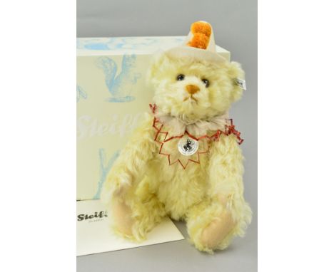 A BOXED LIMITED EDITION STEIFF 'TEDDY CLOWN REPLICA 1928' No 403019, 422/1928, yellow mohair wearing a clowns hat and ruff, f