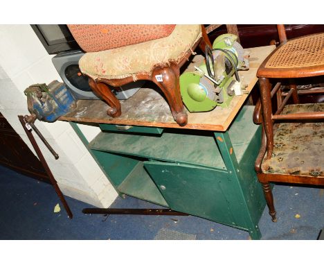 A METAL FRAMED WORK BENCH, width 120cm x depth 60cm x height 84cm, with a Record heavy duty vice and bench grinder