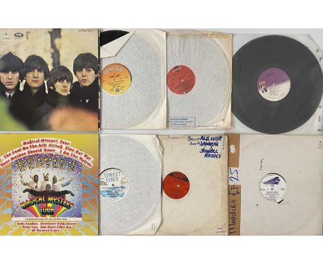 ROCK / POP / MIXED - NO SLEEVES / NO RECORDS COLLECTION. A collection of circa 500 sleeves without records and approx 150 rec