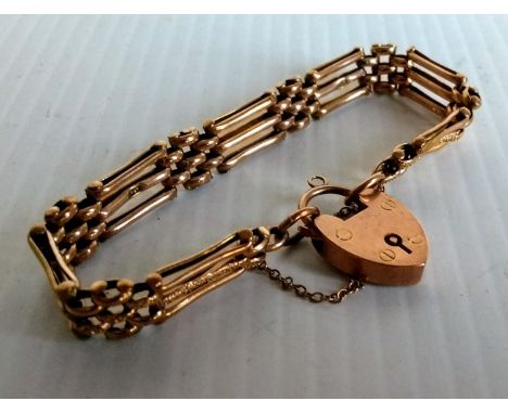 A ladies 9ct yellow gold gate-link bracelet, 13.17g