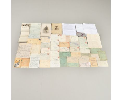 A collection of twenty nine Great War period letters sent between Major Arthur Cyril Lawes Parry MBE MC and Dorothy Forseter.