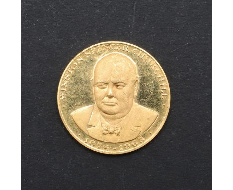 A gold medal, 22ct, Obverse portrait bust facing 'Winston Spencer Churchill 1874-1965', reverse a hand in the 'V' for Victory