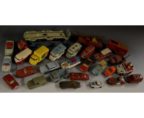 Corgi Toys - a Corgi Major Toys Carrimore Car Transporter;  1121 Chipperfields Crane Truck & Animal Cage;  422 Quad Tractor (