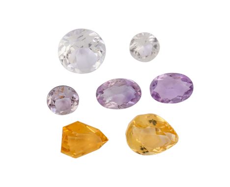   Konvolut Amethyste, Citrine, Bergkristalle   von 1,9 (Amethyst, oval) + 1,8 (Amethyst,oval) + 1,84 (Amethyst, rund) + 5,95 