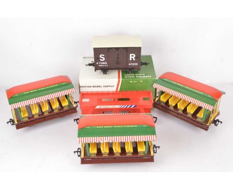 BMS and unbranded G scale wagons (5), SR Brown goods wagon no. 47039 fitted with 45mm axles, but 32mm axles in box, looks bra