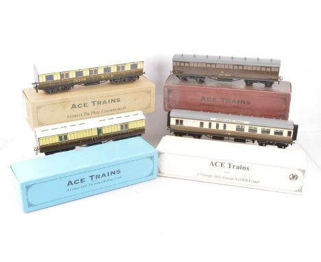 ACE Trains 0 Gauge GWR chocolate and cream Passenger Mail and Luggage Vans (4),  Ocean Mails 822 with white roof, Cheltenham 