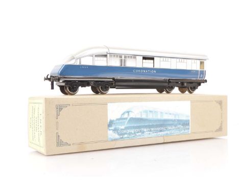 Leon Model Engineering 0 Gauge LNER blue and white Beavertail Observation Car in a Darstaed box with Leon Model labels, VG, o