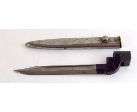 British No9 Bayonet in scabbard. blade Length 20cm