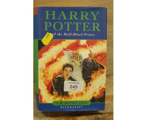 A J K ROWLING FIRST EDITION HARRY POTTER AND THE HALF BLOOD PRINCE BOOK