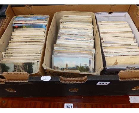 A GOOD COLLECTION OF PICTORIAL VINTAGE POSTCARDS, APPROX 1200 PLUS.