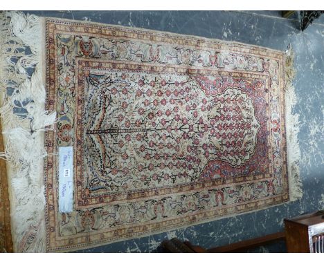 A TURKISH PRAYER RUG  130 x 94cm