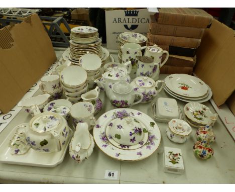 AN ANTIQUE HAMMERSLEY AND CO TEA SERVICE TOGETHER WITH DECORATIVE HEREND SMALL DISHES, AND FIVE VOLUMES OF THE SECOND WORLD W