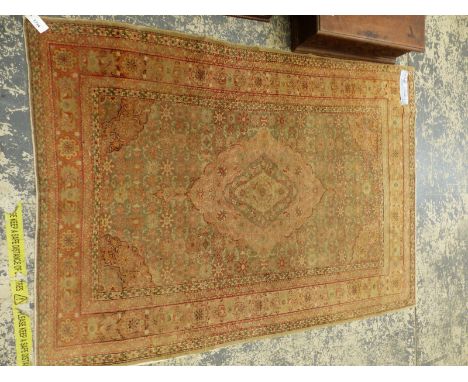 AN ANTIQUE TURKISH SIVAS RUG 179 x 128cm