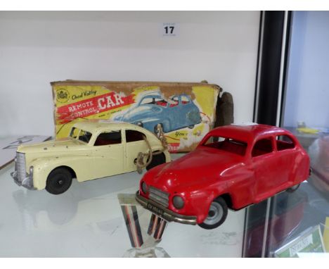 TWO CHAD VALLEY CLOCKWORK CARS, ONE BOXED. 