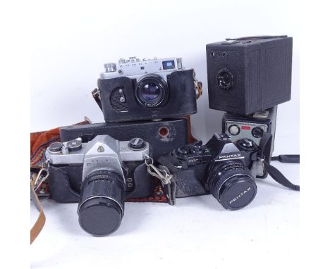 Camera equipment, including Kodak No. 2A folding Autographic Brownie, 2 early box cameras etc 