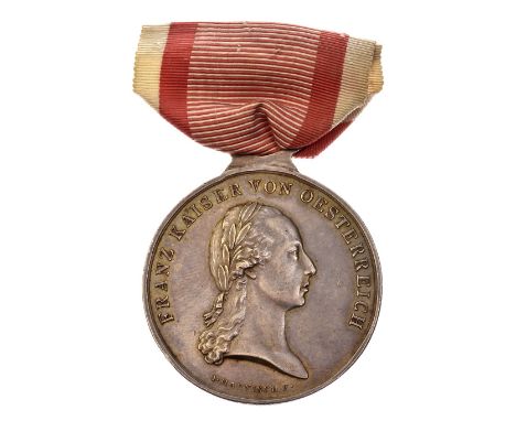 27 Medaglia d’argento al valore, III emissione Francesco I 1804, argento, incisore del conio “I. HARNISCH“ (Johann W. Harnisc