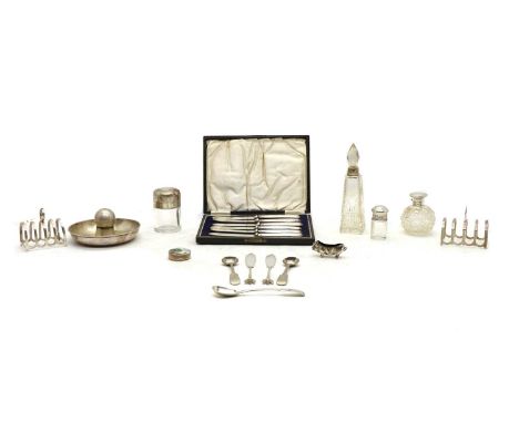 A collection of silver and plated items, to include two sterling silver toast racks, by T Wilkinson &amp; Sons and Adie Broth