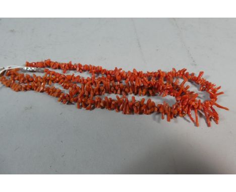 A Red Stick Coral Necklace, 58g 