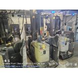 Crown RMD6025-32 Narrow - Aisle Reach Truck