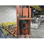 Palletinverter Automatic Pallet Tipper