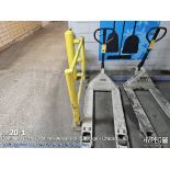 Crown Pallet Jack