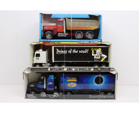 Nylint: A collection of three boxed Nylint Toys, scale model diecast vehicles, to comprise: No. 370-Z, No. 911-Z and No. 871.