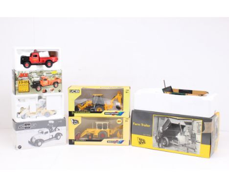 Diecast: A collection of five assorted boxed diecast vehicles, to comprise: First Gear 1949 Dodge Powerwagon Express Pickup; 