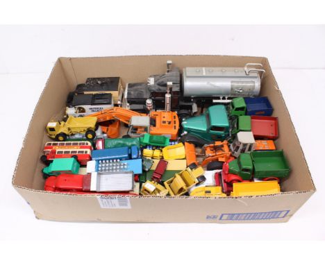 Diecast: A collection of assorted vintage and modern unboxed diecast vehicles to include: Solido, Franklin Mint, two Triang M